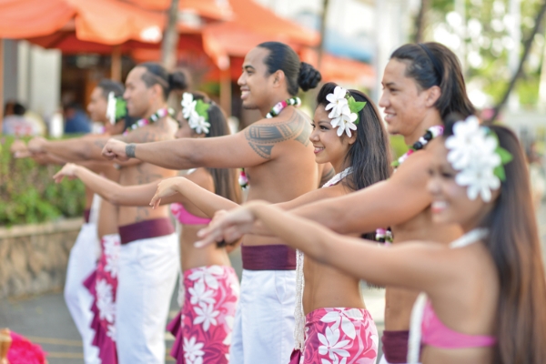Star-of-Honolulu-Pier-Side-Hula-02 Pia Welcome Hula